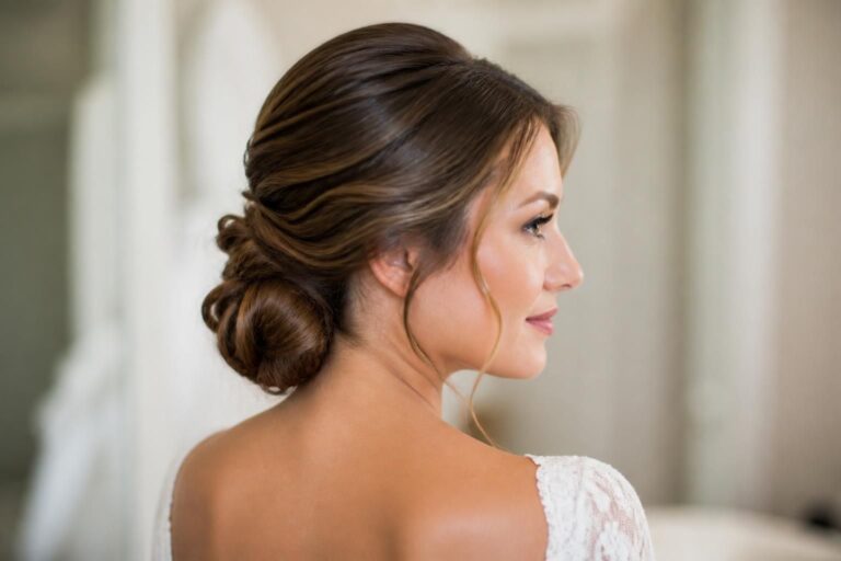 découvrez des idées simples et élégantes de chignons pour mariage, parfaites pour une coiffure raffinée et facile à réaliser le jour j.